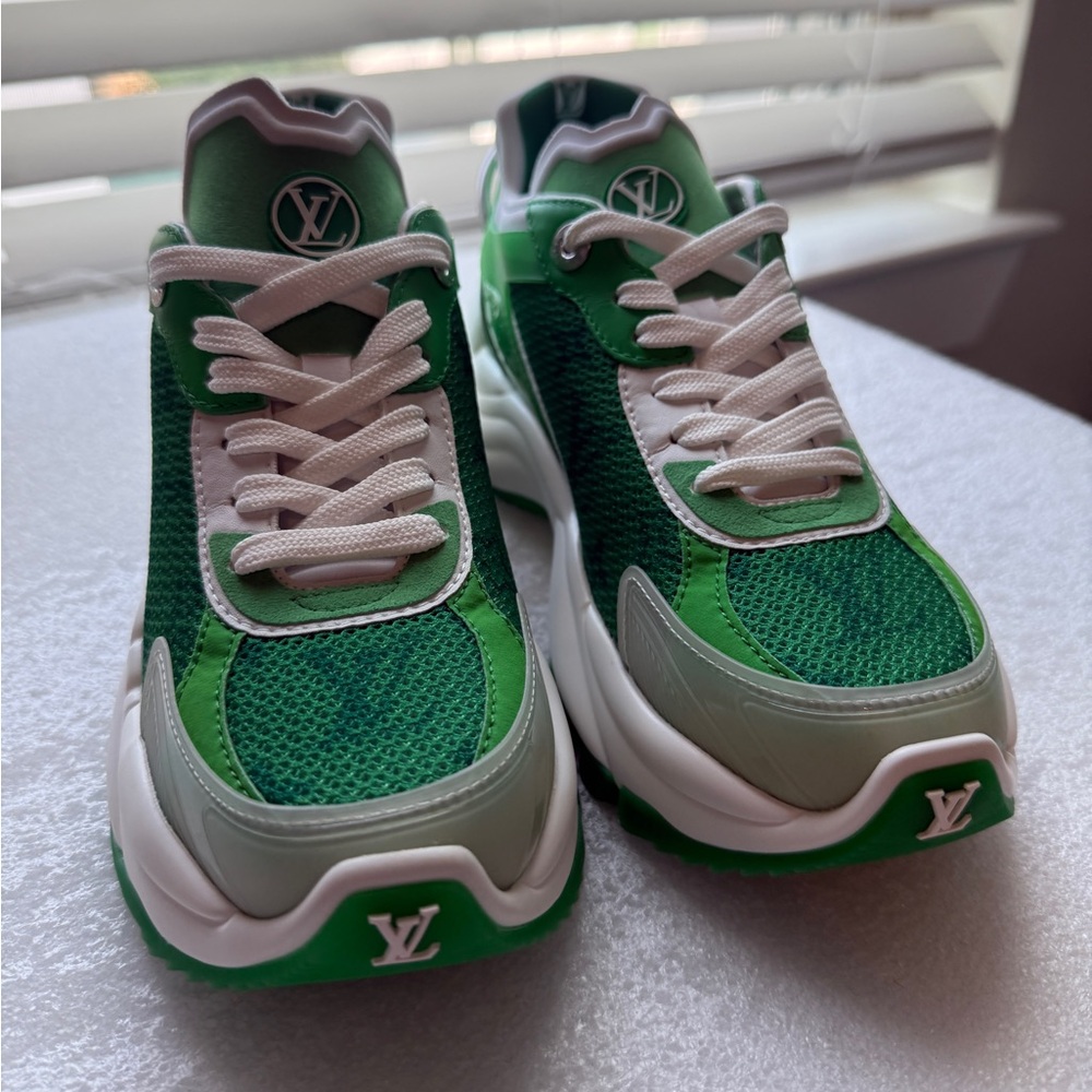 Louis Vuitton Authentic BNIB Run 55 Sneaker